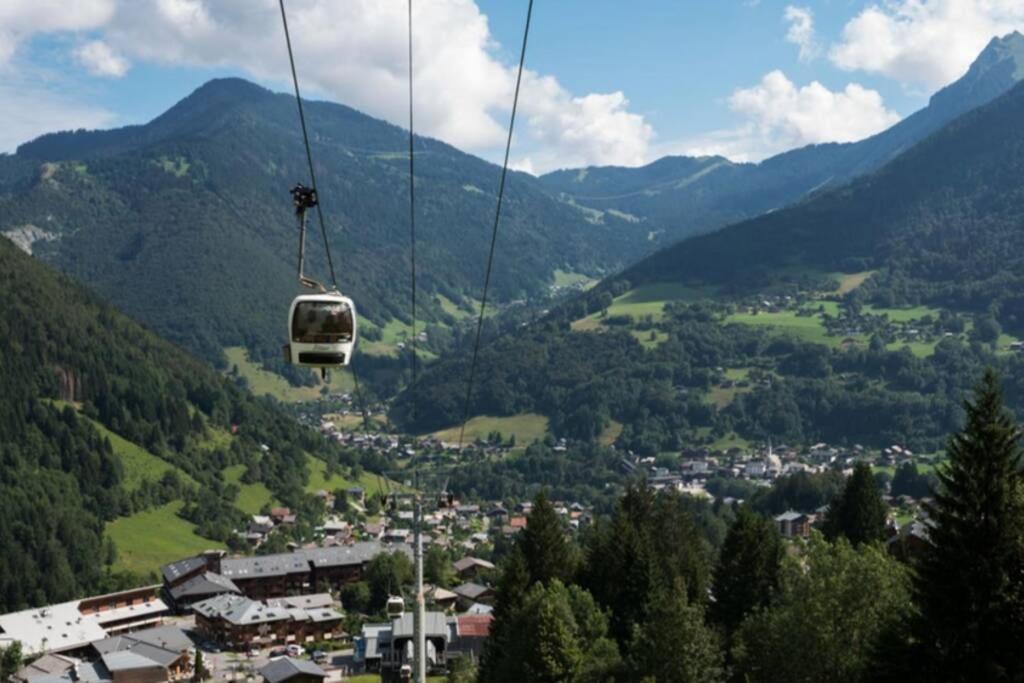Le Relai S31 - Grand et lumineux studio avec coin montagne 4-6 pers, tout équipé, avec WIFI, à 30m des pistes avec un grand balcon, DRAPS NON COMPRIS Saint-Jean-dʼAulps Esterno foto